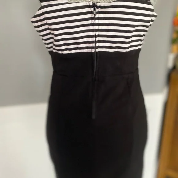 Black & white wiggle dress - Picture 4 of 6